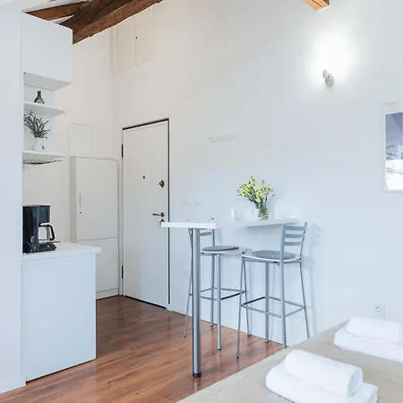 Apartment The Charm